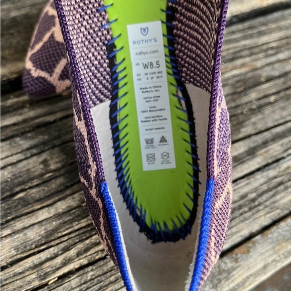 Rothys Purple Violet Giraffe Animal Print Points Sz 8.5 Ballet Pointed Toe Flat - Picture 10 of 11
